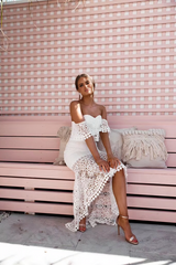 Strapless and backless elegant lace two-piece dress