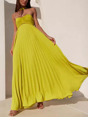 Pure color strapless pressed pleated dress