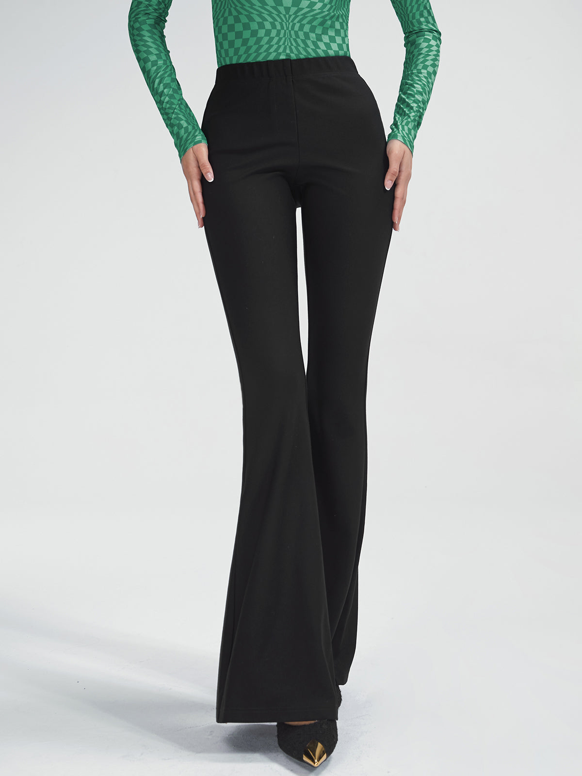 Essential Stretch-Schlaghose mit hoher Taille