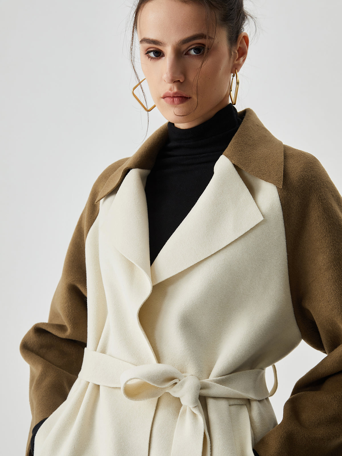 Wool-blend Two Tone Collar Pocket Tie Coat