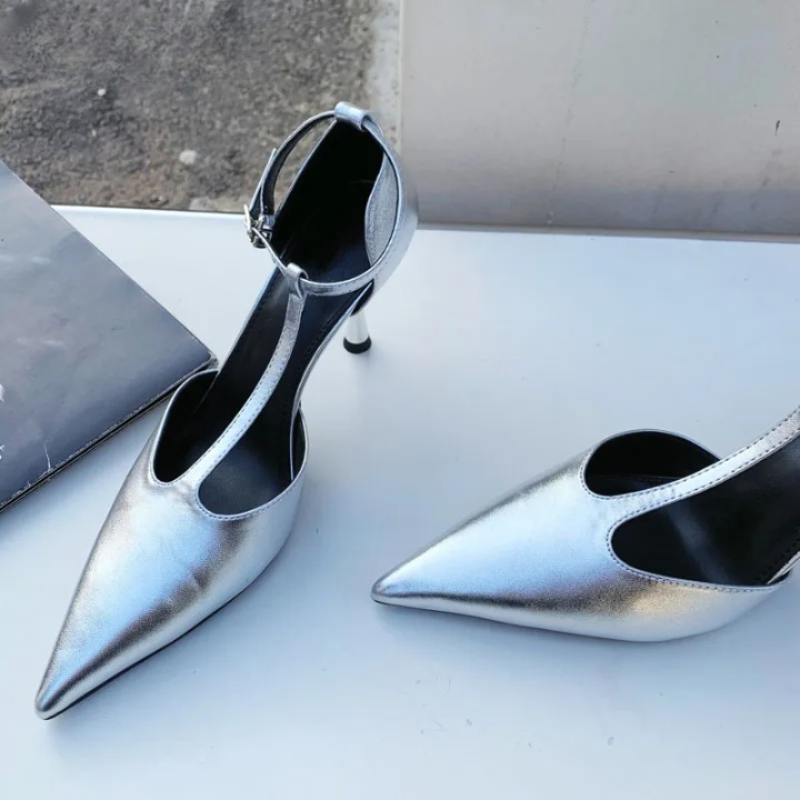 Kassidie Pointed Toe Heels