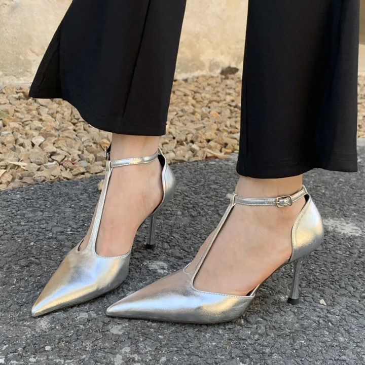 Kassidie Pointed Toe Heels