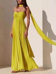 Pure color strapless pressed pleated dress