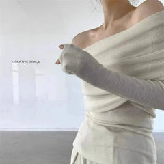 Chic Off-Shoulder Slim Knit Top