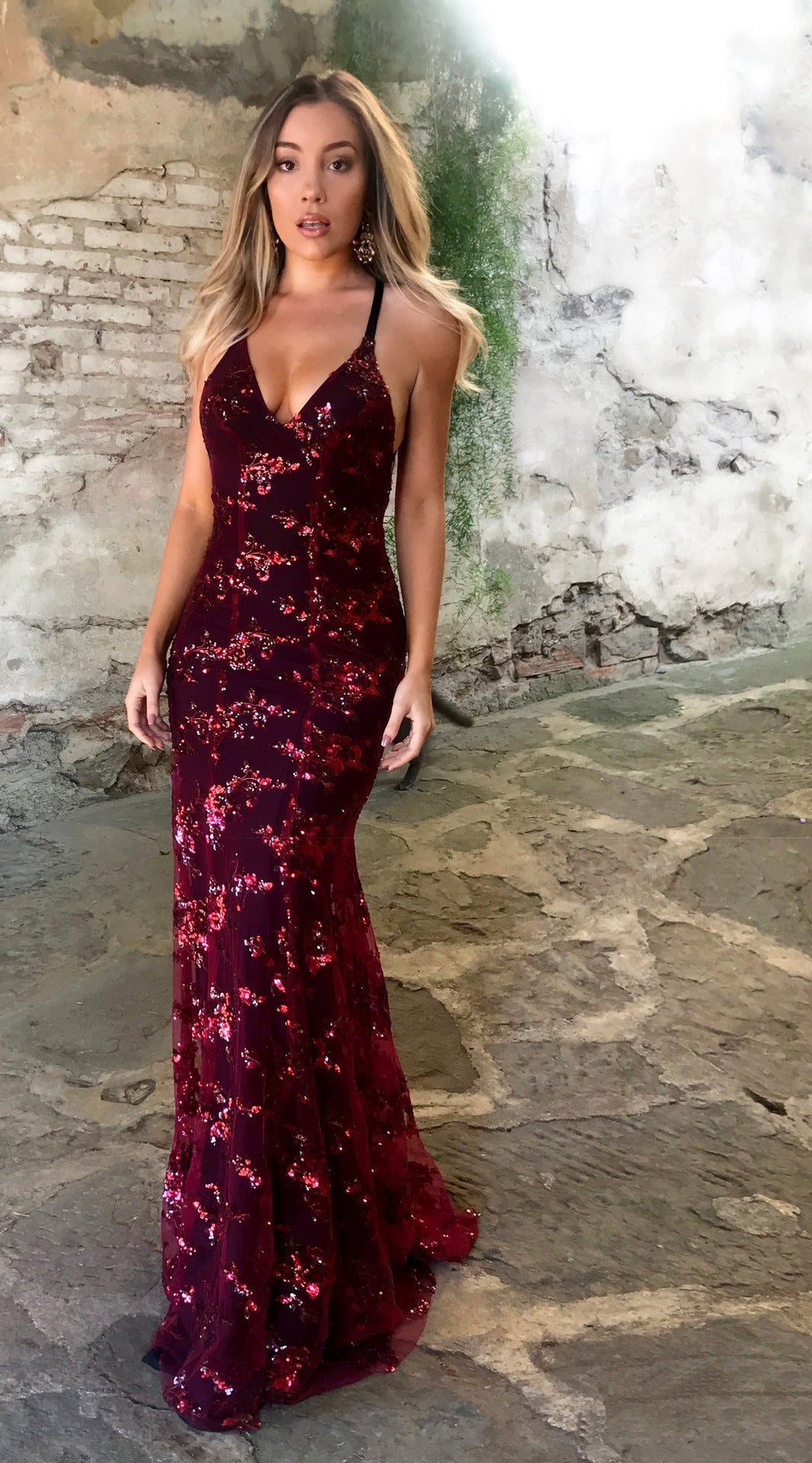 Sequin V-Neck Backless Maxi Dress