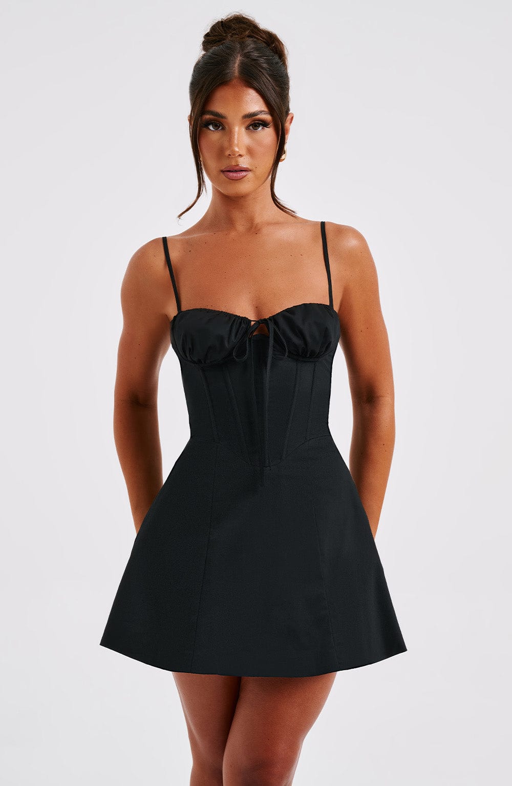 Spitzen-Minikleid - Schwarz